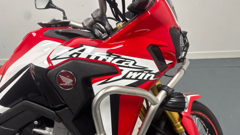 Honda Africa Twin CRF1000AHE (17MY)